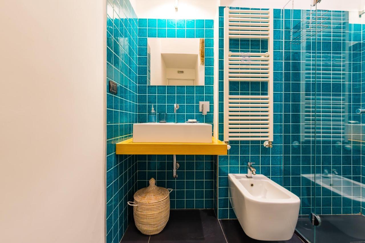 Starhost - Terazza Barbuti Apartment Salerno Luaran gambar